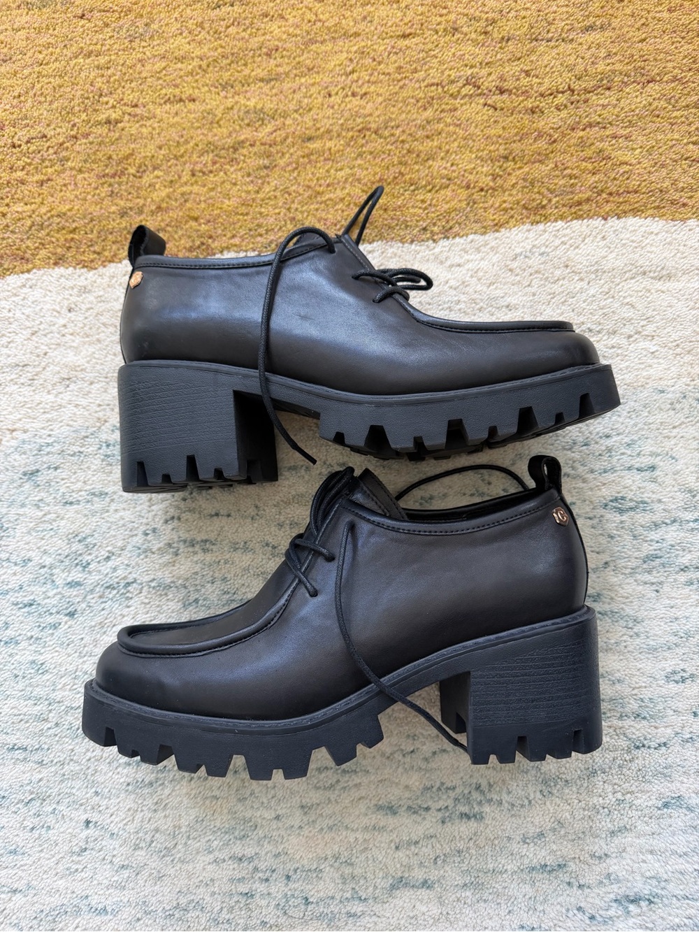 Carmela Leather Lace-Up Women’s Shoes